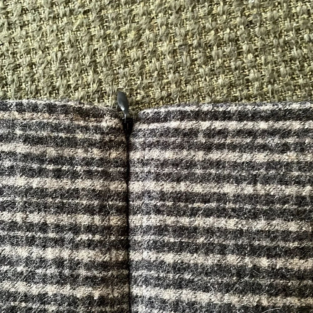 Max Mara Weekend Classic Gray Tweed A-Line Skirt (sz 10) - Picture 7 of 8
